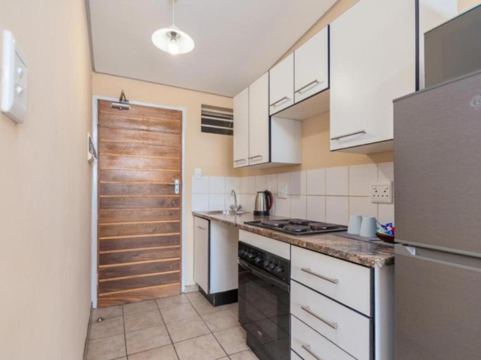 Leas Furnished Apartments - Capital Hill Pretoria Exterior photo